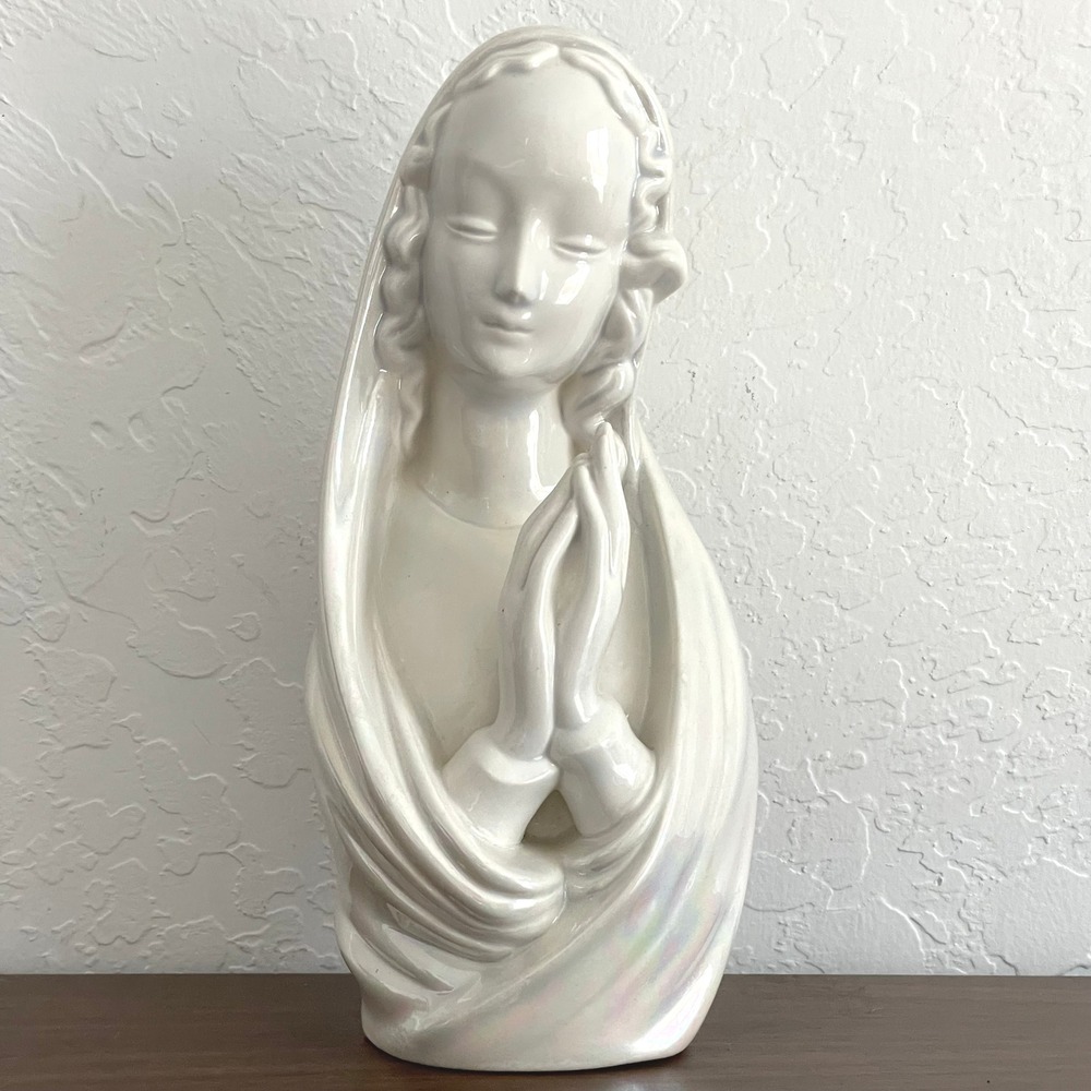 Vintage Ceramic Praying Mother‎ Mary Sculpture Figurine Glazed White Old World